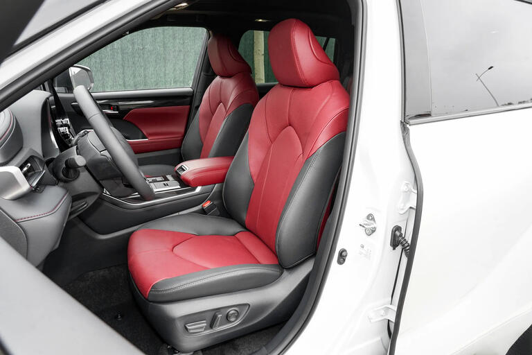 Toyota Kluger HEV 4WD 2024, 2.5