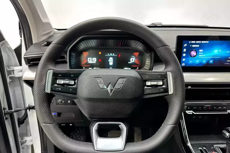 Wuling Xingchen 2021 1.5 TCVT