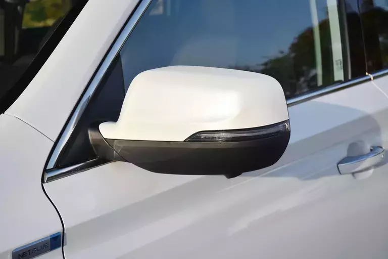 Roewe RX8 2019
